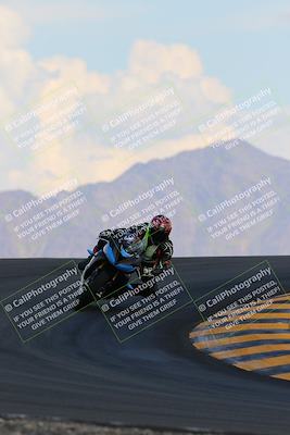 media/Oct-03-2022-Moto Forza (Mon) [[5f077a3730]]/Beginner Group/Session 5 (Turn 12)/